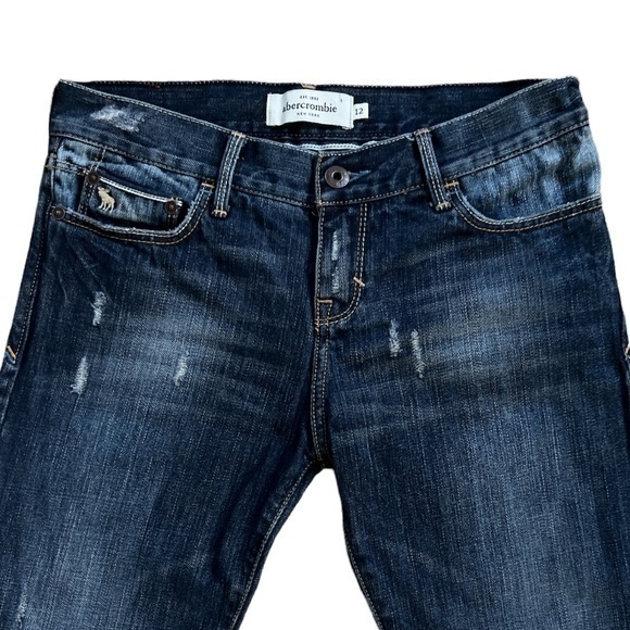 Abercrombie & Fitch  Distressed Capri Jeans Sz. 12 - Picture 2 of 9